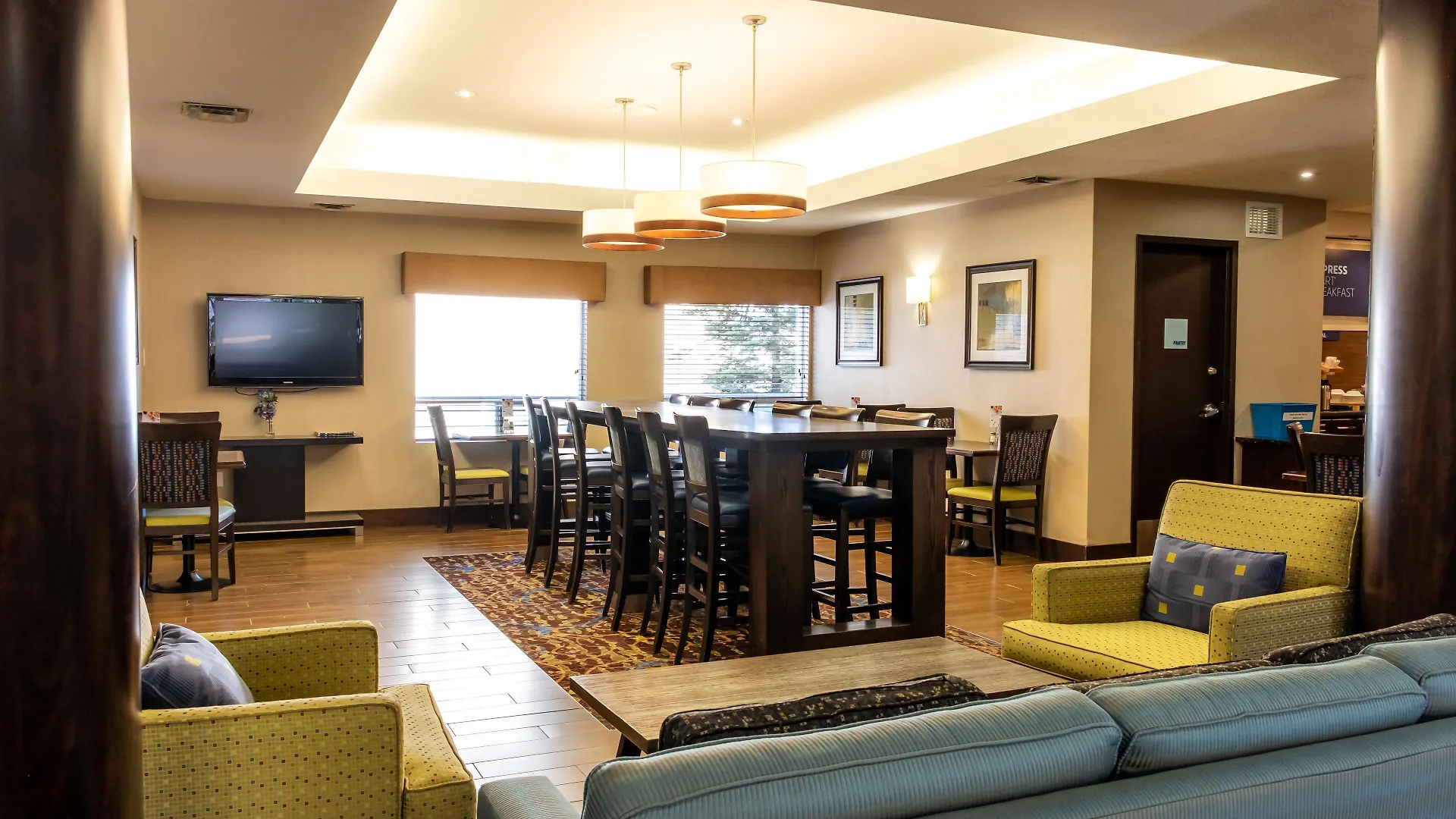 Holiday Inn Express Hotel & Suites - Edmonton International Airport By Ihg Nisku